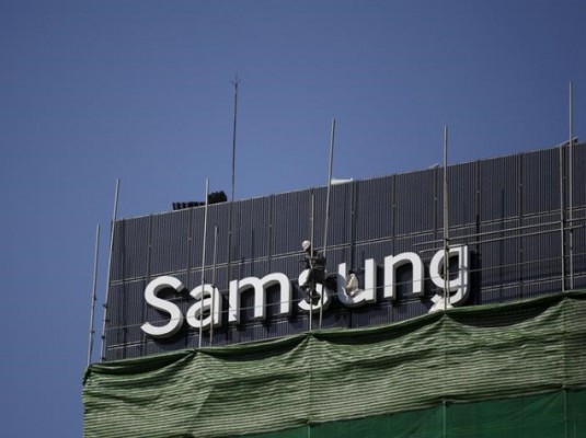 Samsung Galaxy A3, Galaxy A5 Pass US FCC; Galaxy A9 Benchmarked