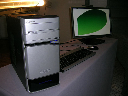 Acer Aspire AM3970G-UW10P Desktop PC + 23-inch Monitor hands-on