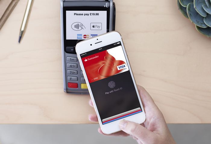 Apple Is Promoting Apple Pay In Its Retails Stores With $5 iTunes Gift Cards
