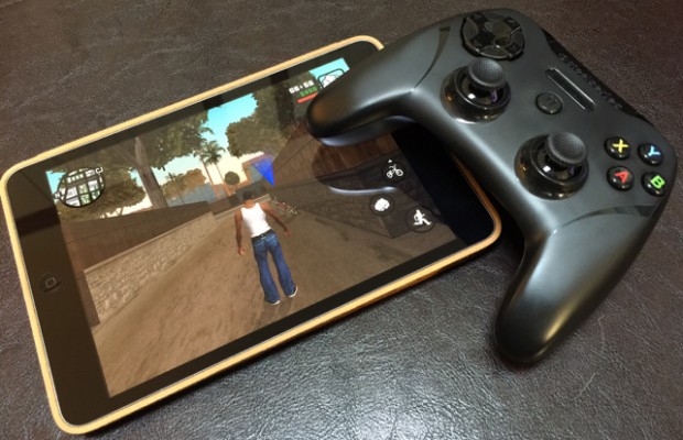 SteelSeries Stratus XL is the only iOS gaming accessory you need
