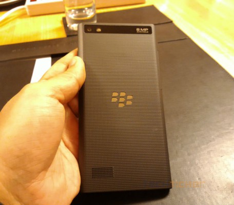 BlackBerry is considering Android for its upcoming device