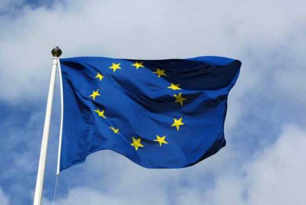 Snowden revelations threaten U.S.-EU data transfer deal