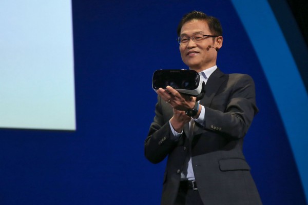 Samsung wants to push VR mainstream with a $99 new Gear VR