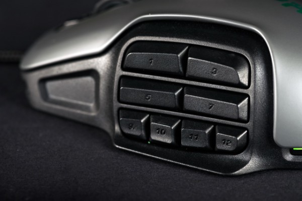 roccat-nyth-review-buttons-macro-640x640