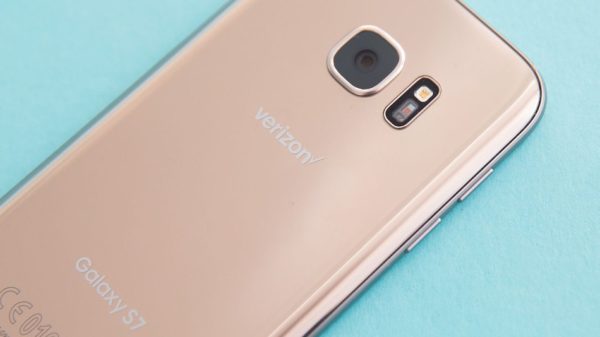Verizon will now come to your house to fix your cracked phone screen, you irresponsible slob