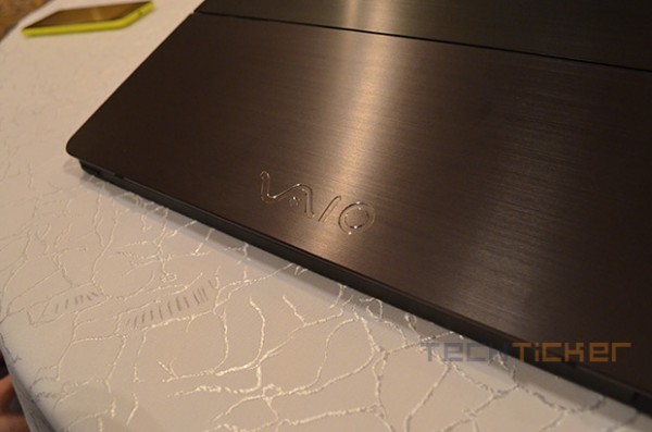 vaio-flip-9