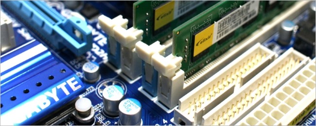 Is it Safe to Power Up a Motherboard Outside of Its Case?