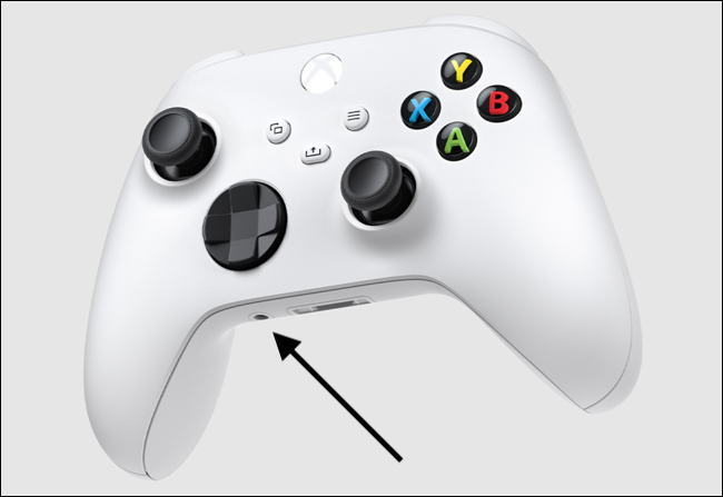 Location of the audio jack on a Xbox Series X|S Controller