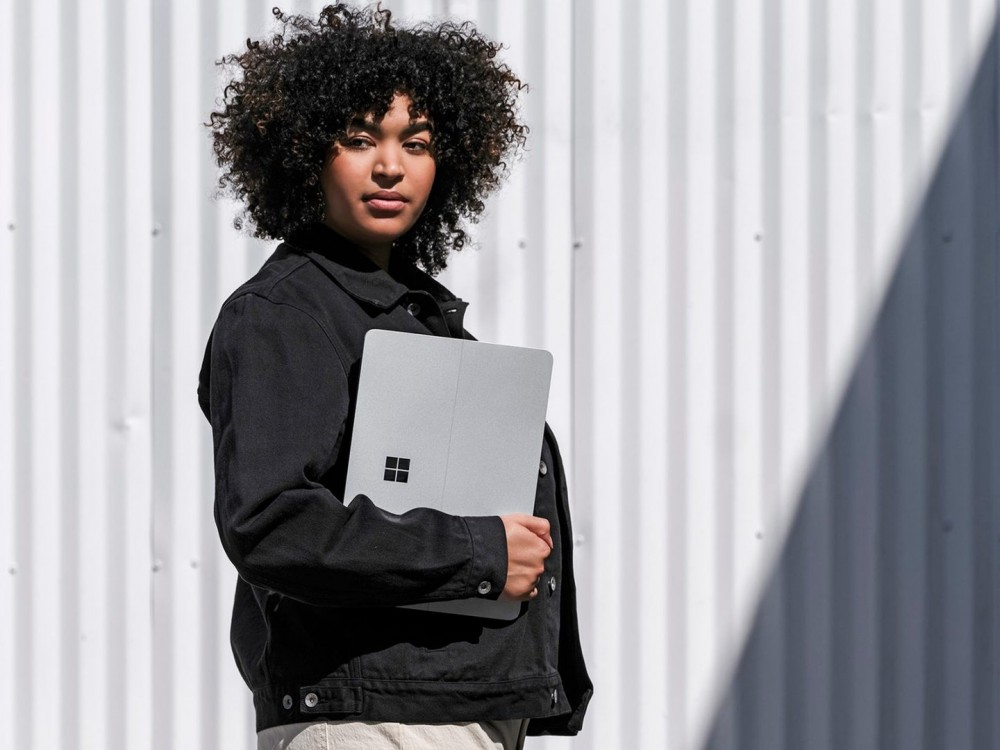 You can make Windows 11 easier to use on a tablet