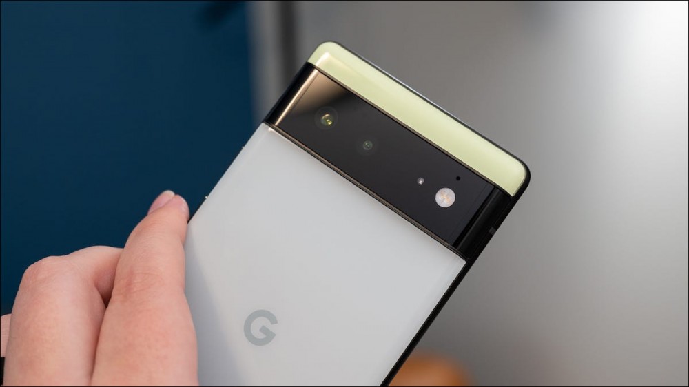 Google Pixel 6 camera bump