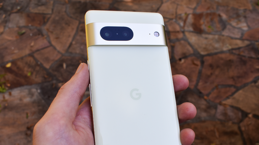 Pixel 7a Appears in Teardown Video Ahead of Release